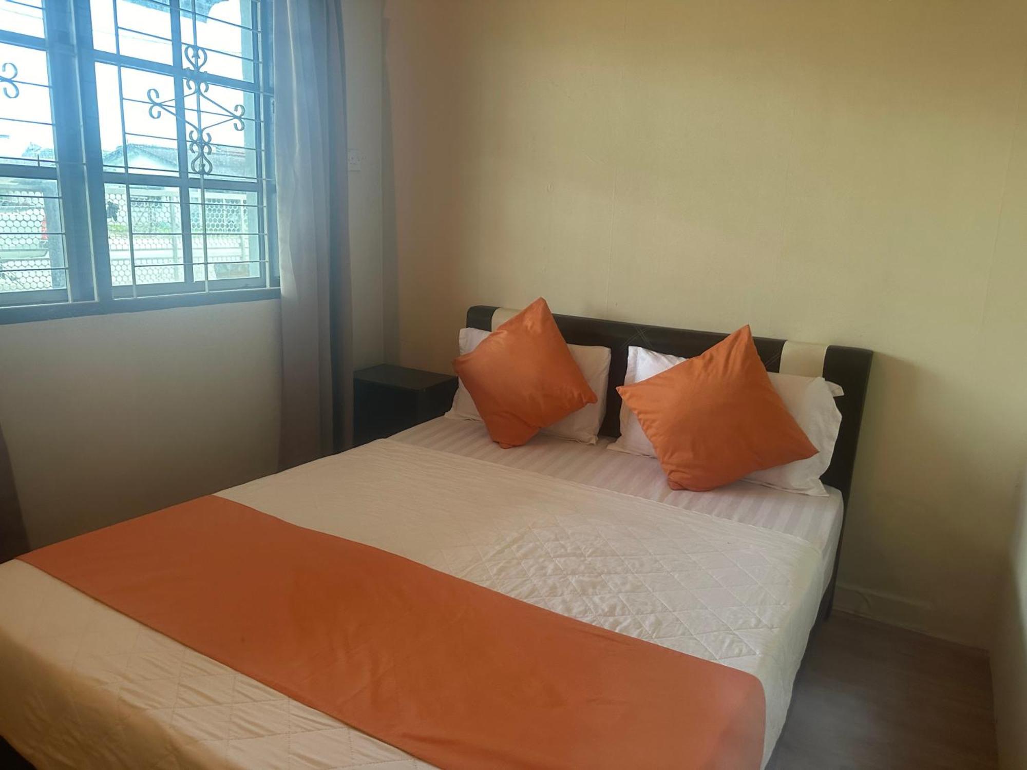 Jenny Homestay Teluk Intan